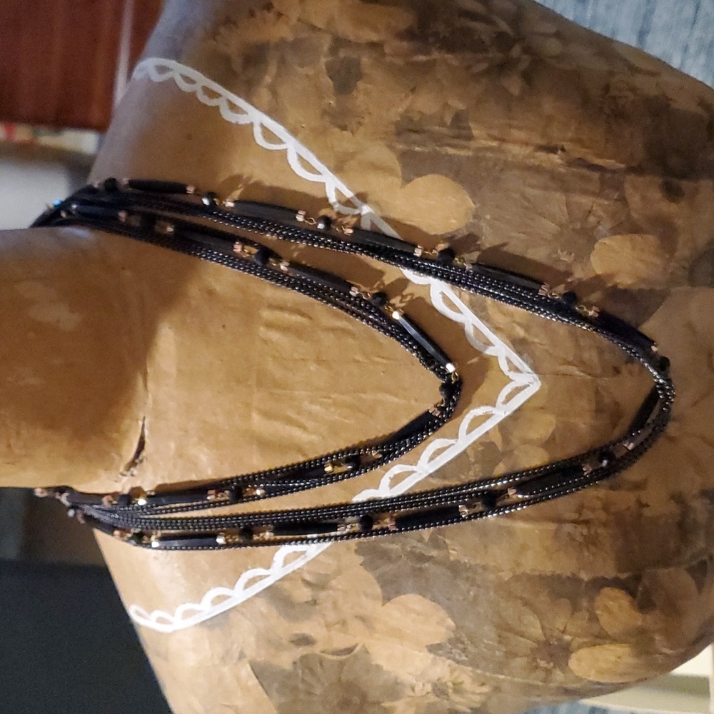 Vintage 1940 50 inch necklace flapper Era black and bronze